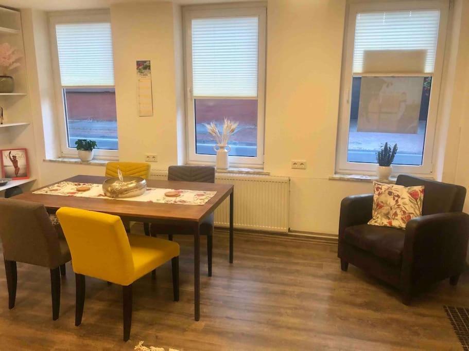 Studio Emdecker Am Delft Apartment Emden Bagian luar foto