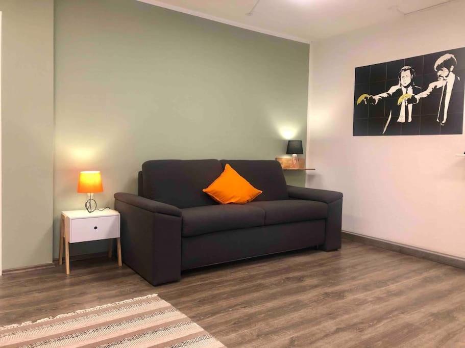 Studio Emdecker Am Delft Apartment Emden Bagian luar foto